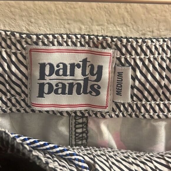 ✨Party Pants Slow Your Roll Sz Medium Shorts✨ - Picture 5 of 8
